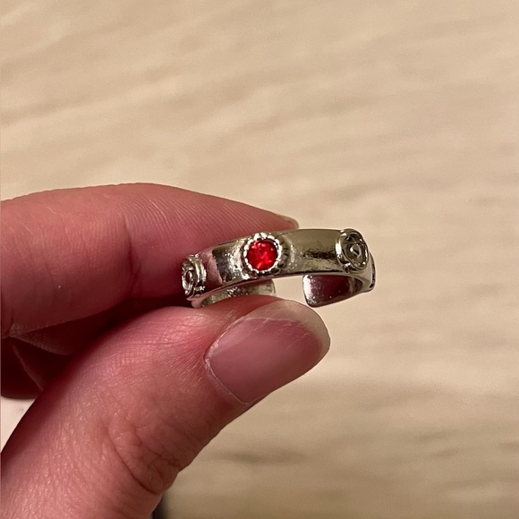 Howl’s Moving Castle Ring - Picture 2 of 2